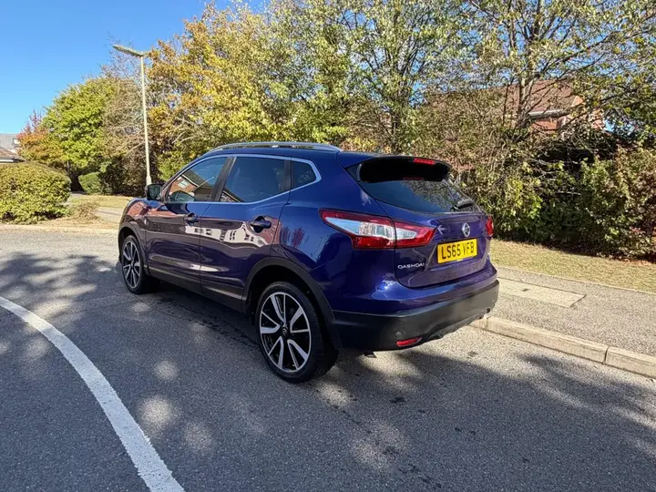 Nissan Qashqai 2015 photo 4
