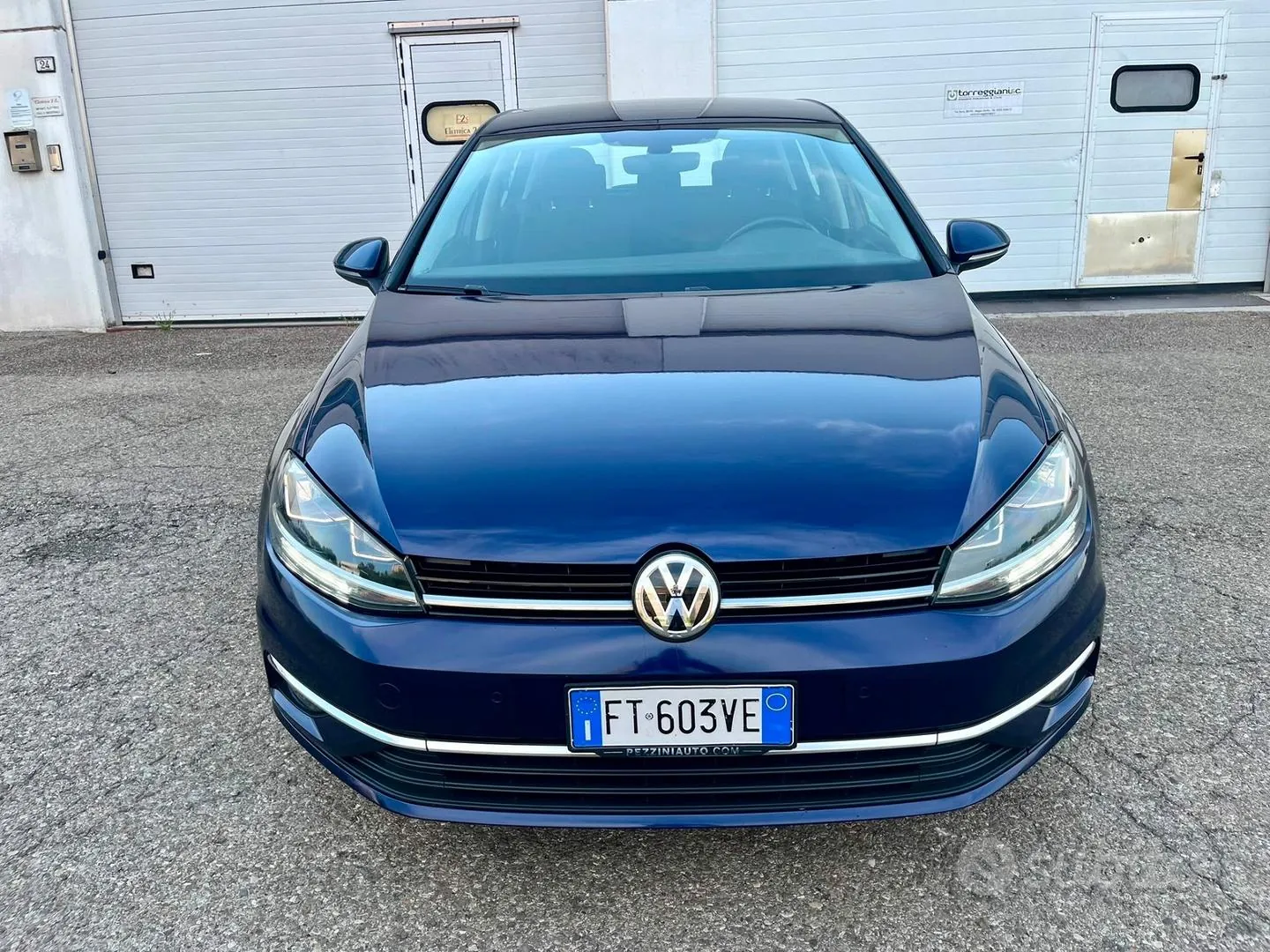 Volkswagen Golf 2019 photo 2