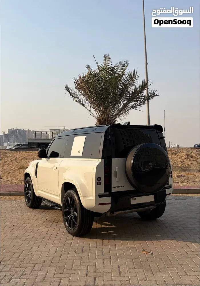Land Rover Defender 2021 photo 3