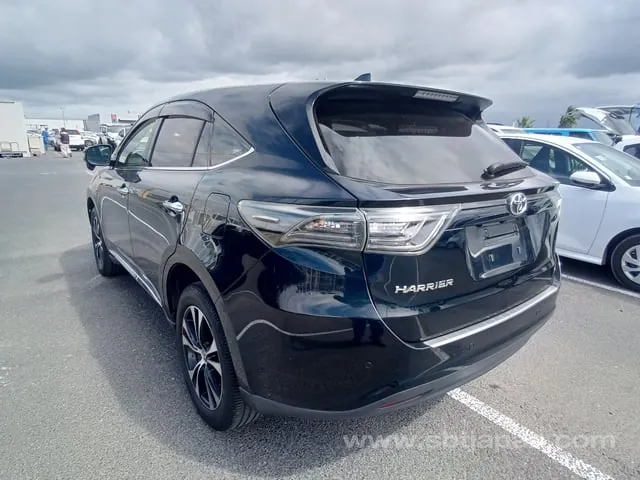 Toyota Harrier 2015 photo 3