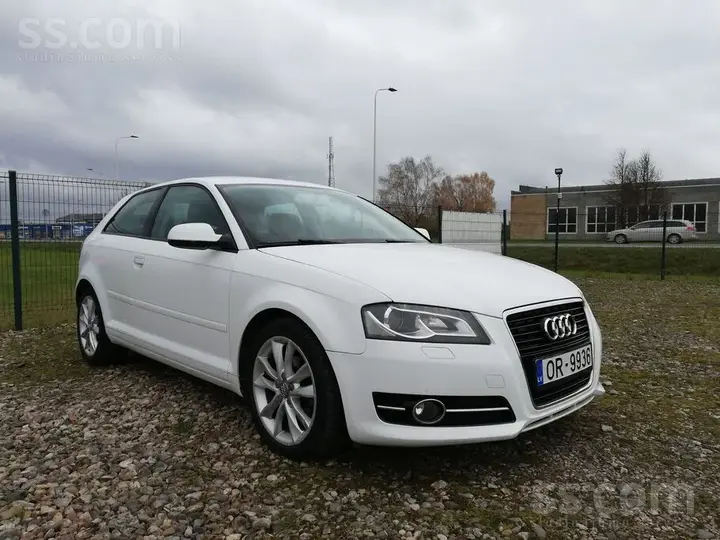Audi A3 2011 photo 3