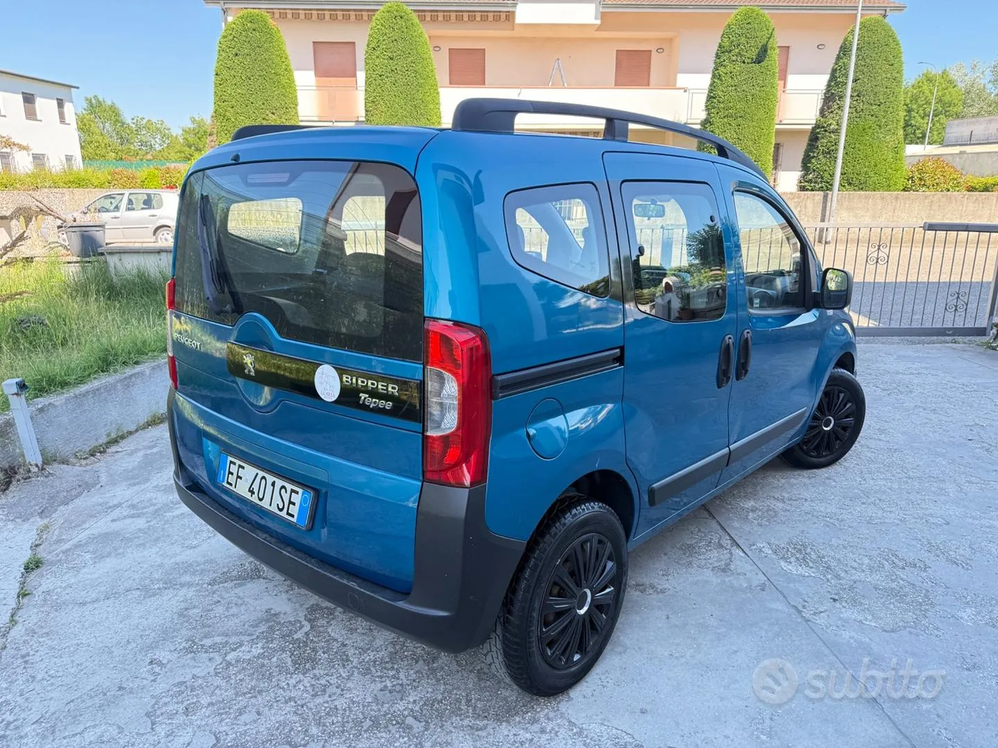 Peugeot Bipper 2011 photo 3