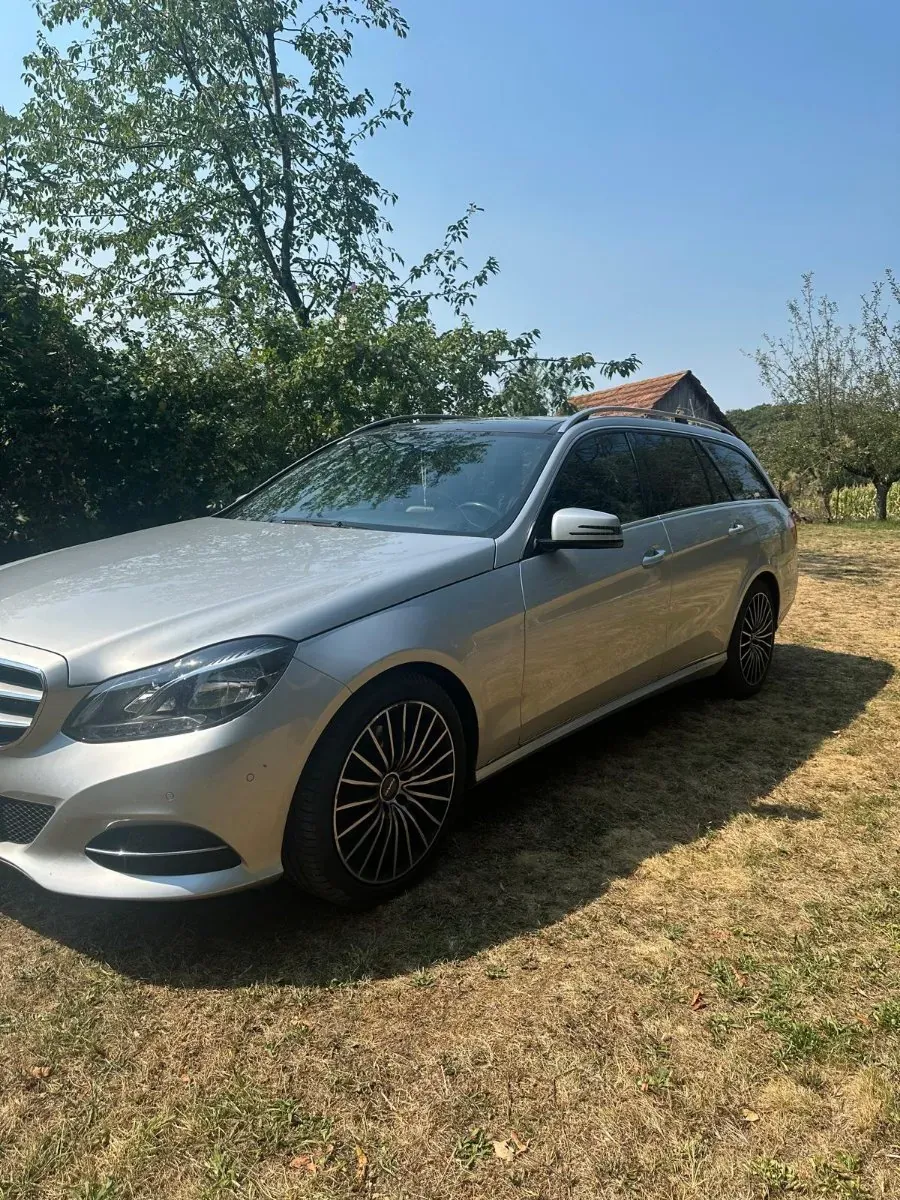 Mercedes-Benz E-Class 2013 photo 2