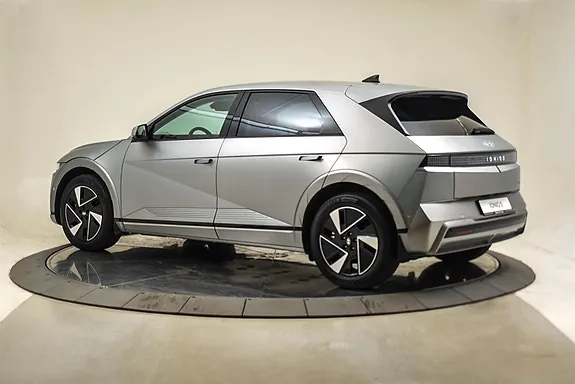 Hyundai Ioniq 5 2026 photo 3