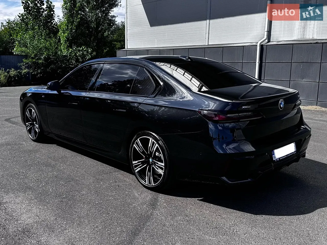 BMW 7 Series 2024 photo 4