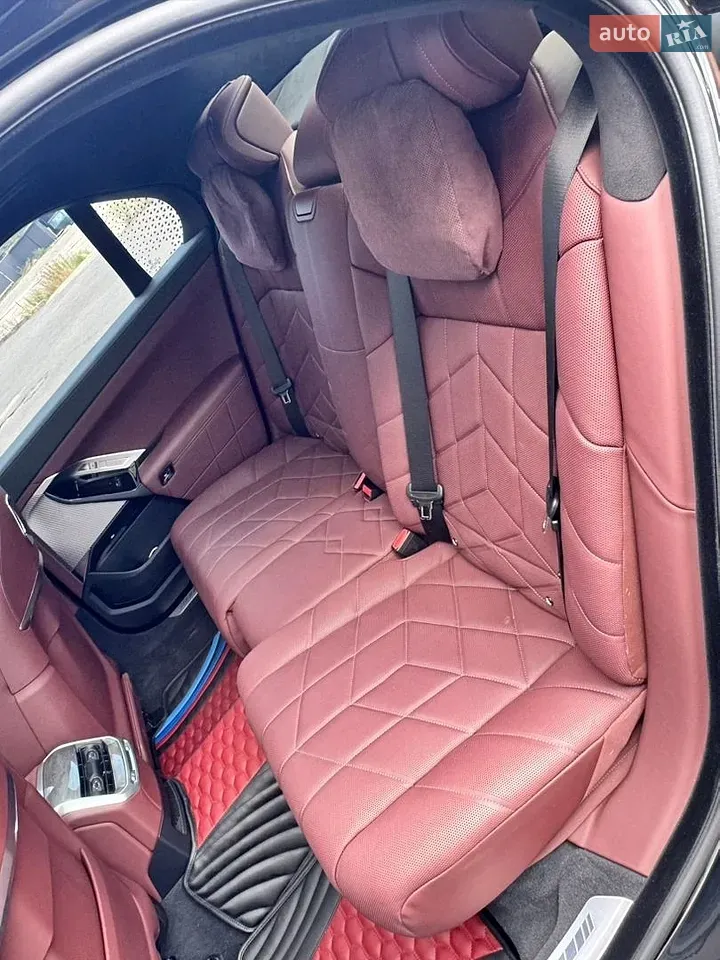 BMW 7 Series 2024 photo 5