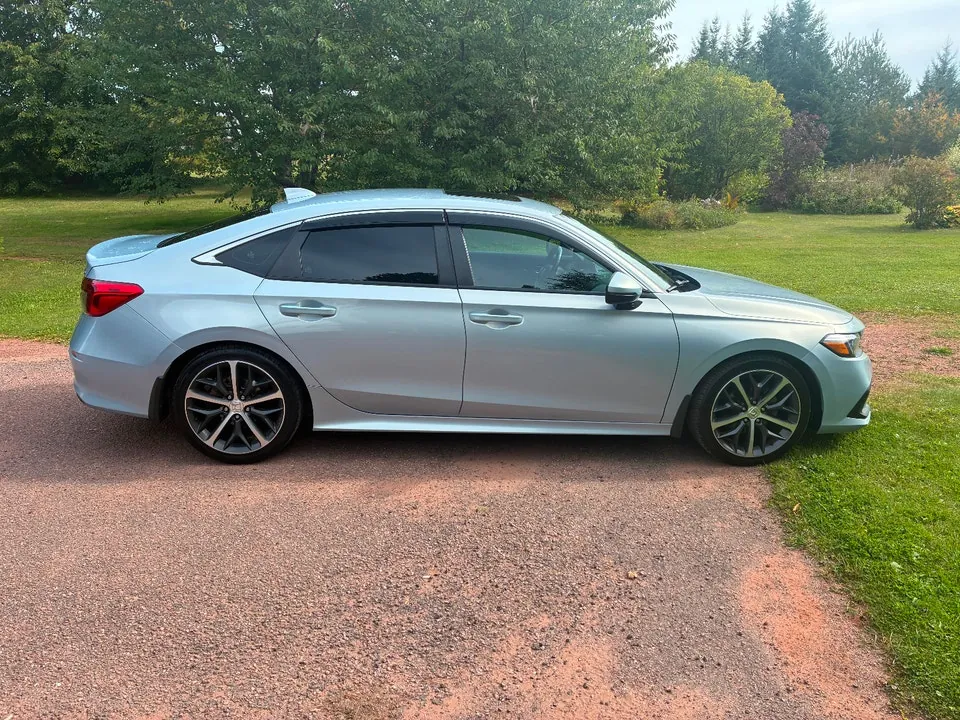 Honda Civic 2022 photo 2