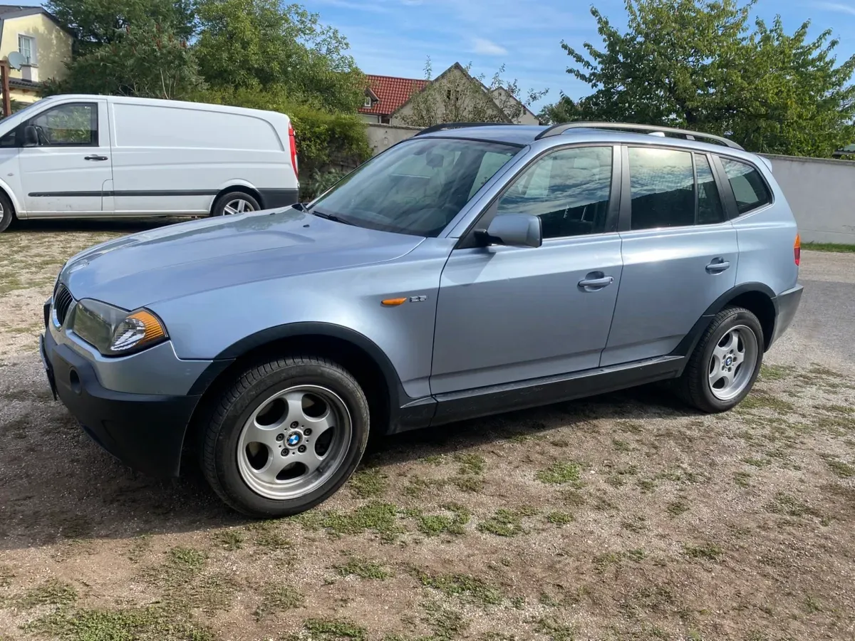 BMW Ix3 2005 photo 2