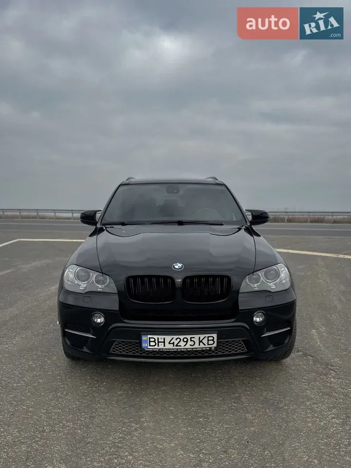 BMW X5 2012 photo 2