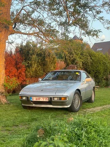 Porsche 924