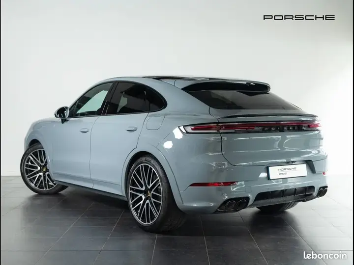Porsche Cayenne 2024 photo 3