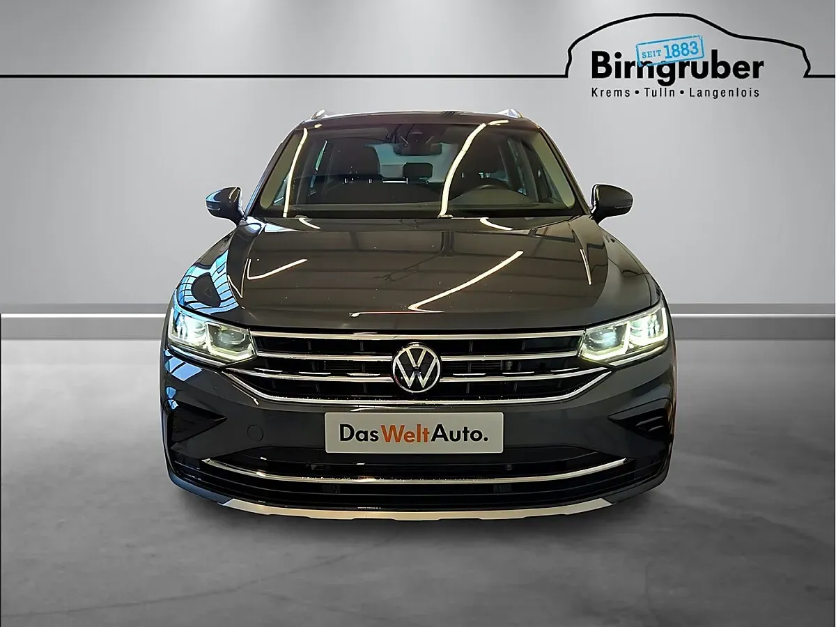 Volkswagen Tiguan 2022 photo 2