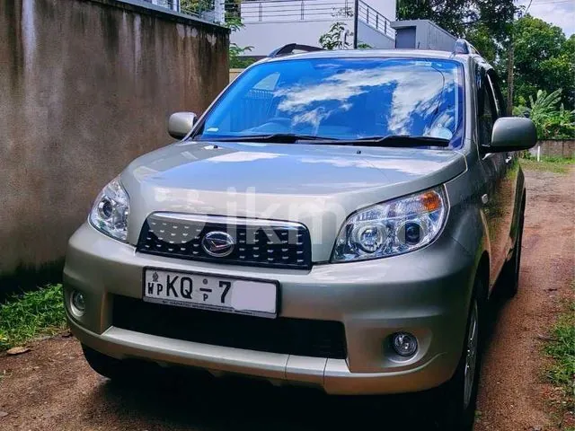 Daihatsu Terios 2011 photo 2