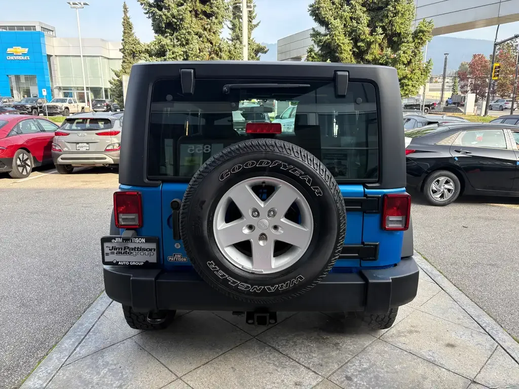 Jeep Wrangler 2015 photo 4