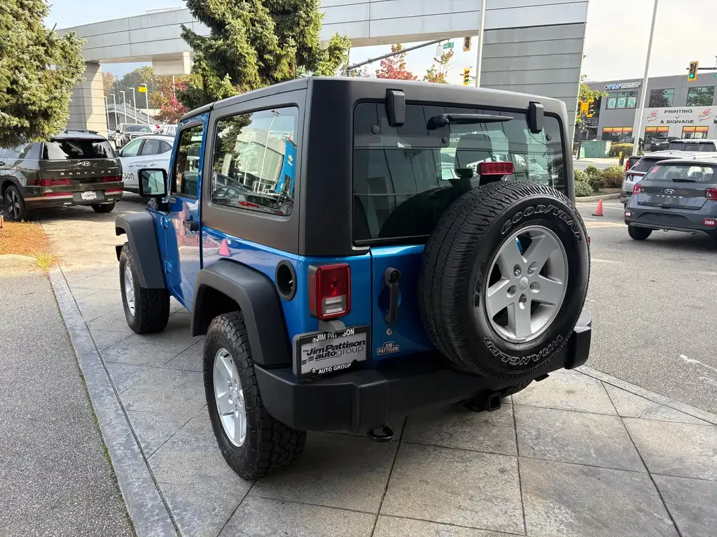 Jeep Wrangler 2015 photo 3