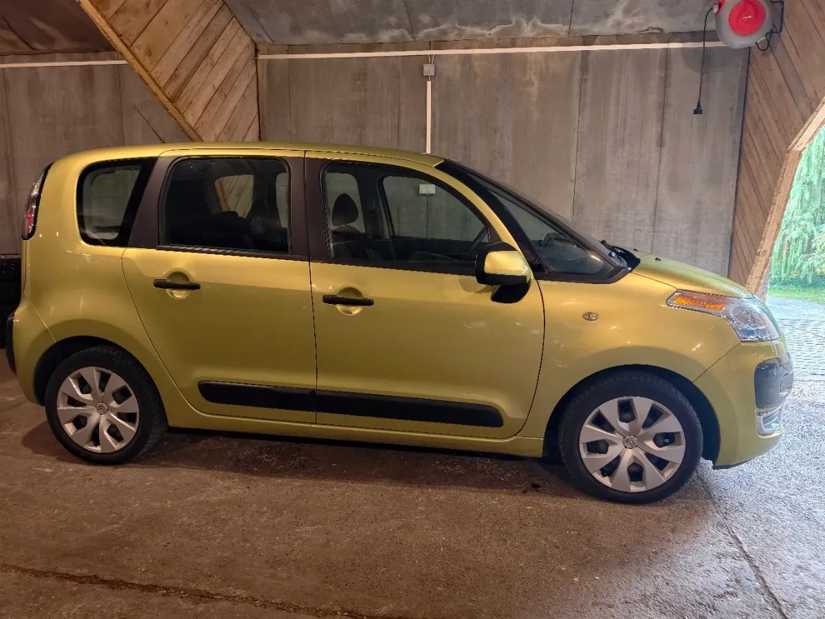 Citroen C3 Picasso 2009 photo 3