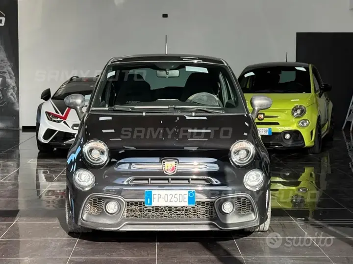 Abarth 595 2018 photo 2