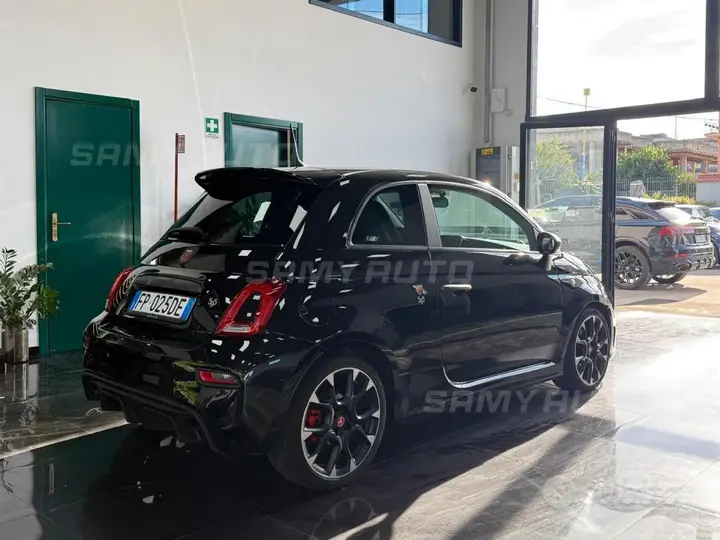 Abarth 595 2018 photo 4