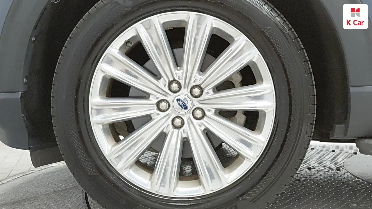 Ford Explorer 2021 photo 5