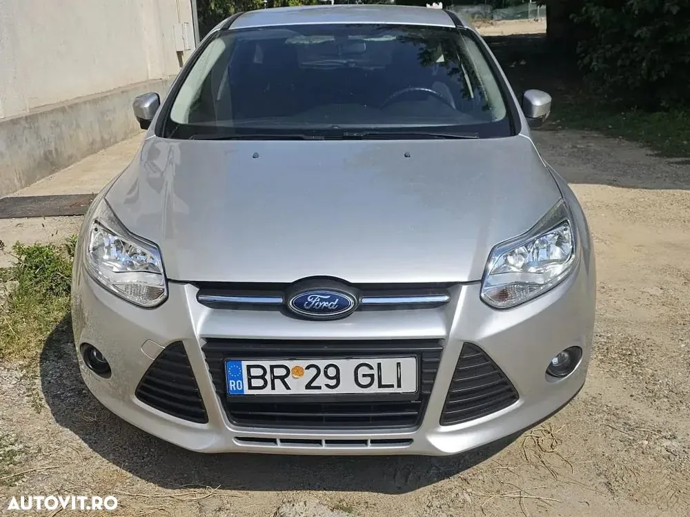 Ford Focus 2011 photo 3