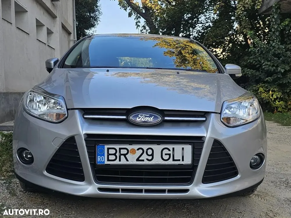 Ford Focus 2011 photo 4