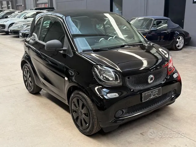 Smart Fortwo 2017 photo 3