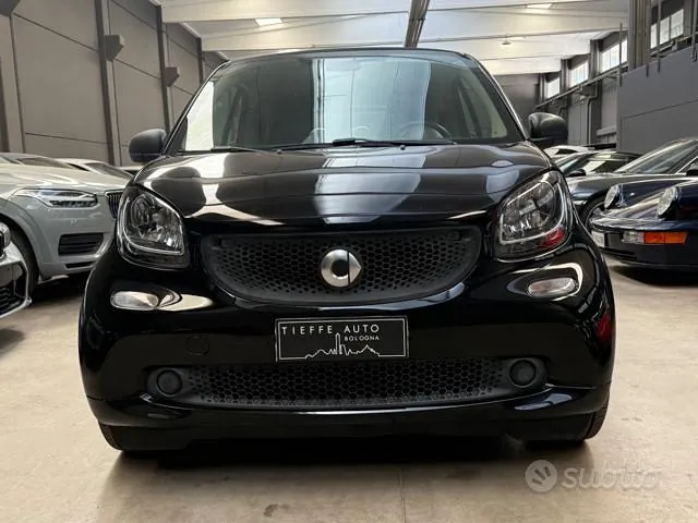 Smart Fortwo 2017 photo 2
