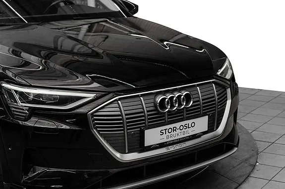 Audi E-Tron 2021 photo 2