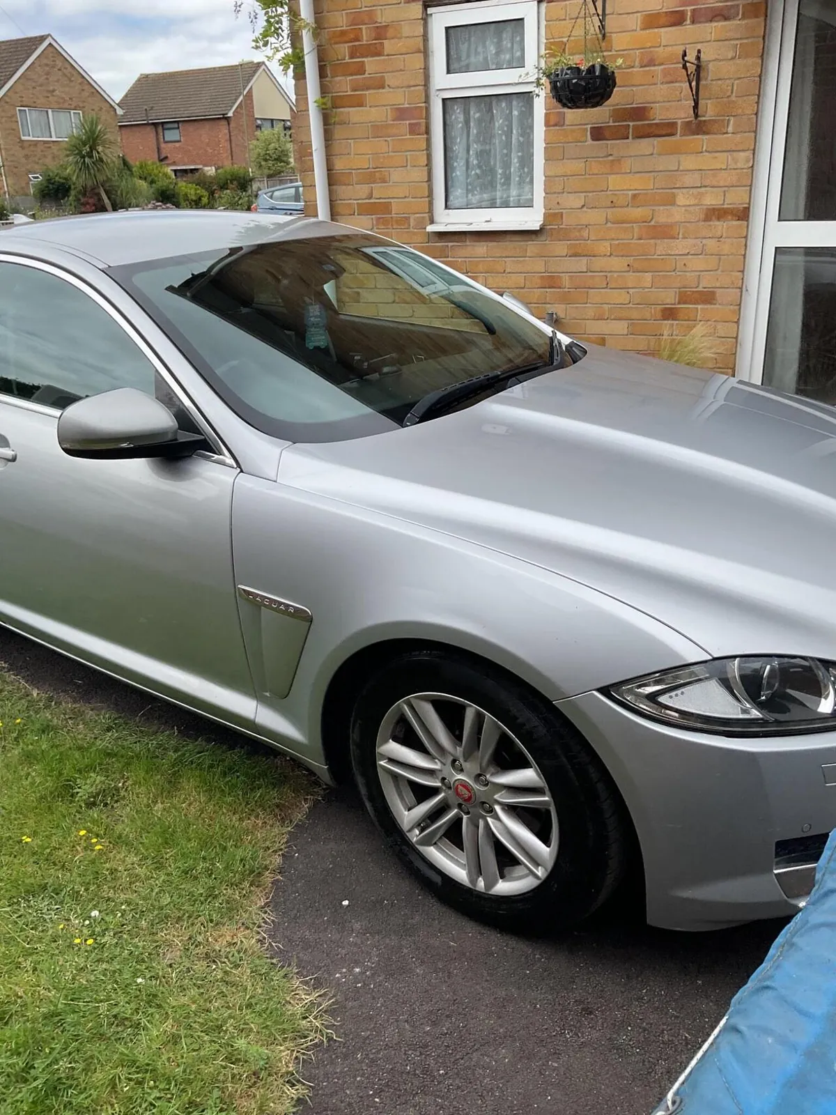Jaguar Xf 2015 photo 3