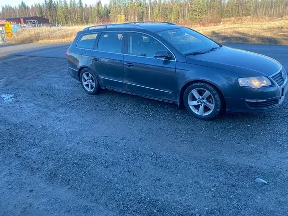 Volkswagen Passat 2010 photo 3