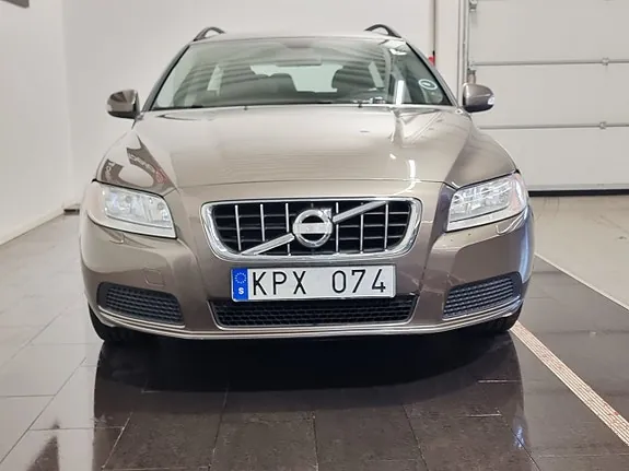 Volvo V70 2011 photo 3