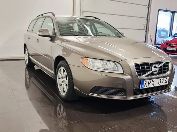 Volvo V70 2011 photo 4