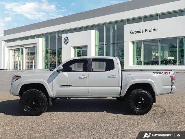 Toyota Tacoma 2021 photo 2