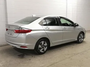 Honda Grace 2017 photo 3