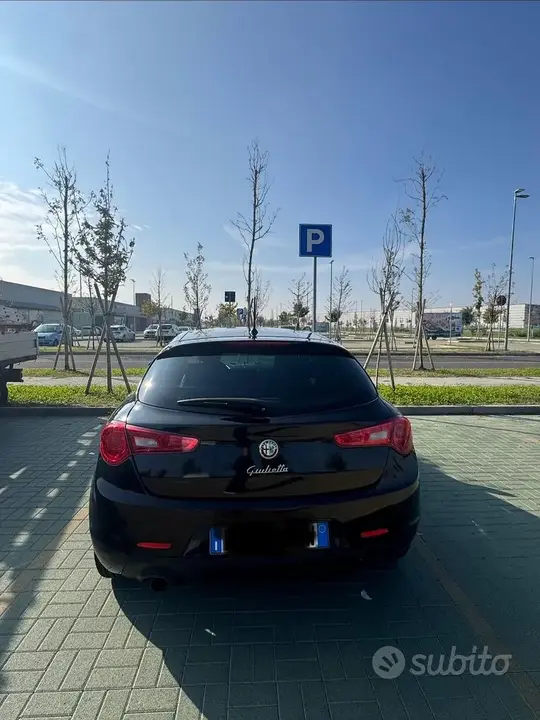Alfa Romeo Giulietta 2015 photo 3