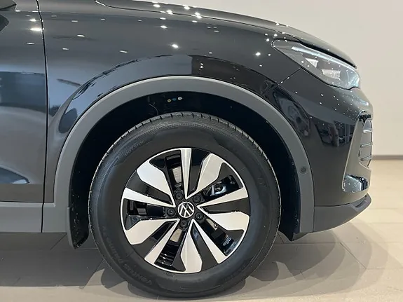 Volkswagen Tiguan 2026 photo 5