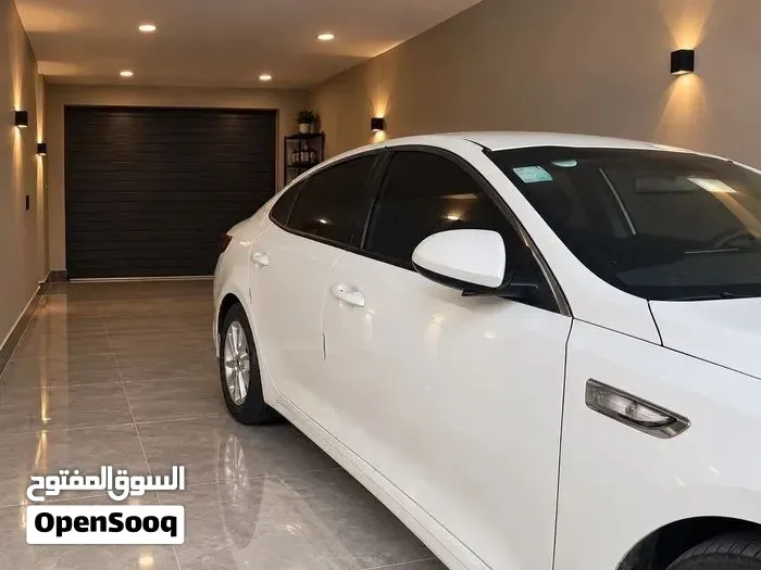 Kia K5 2017 photo 4