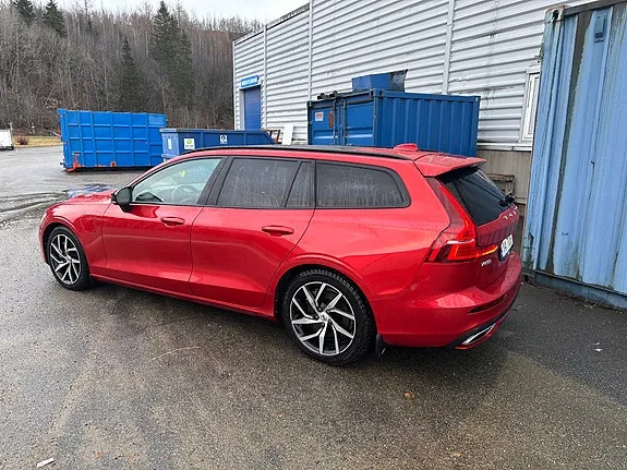 Volvo V60 2019 photo 3