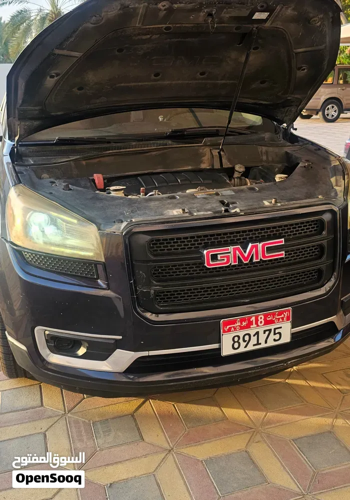 GMC Acadia 2016 photo 2