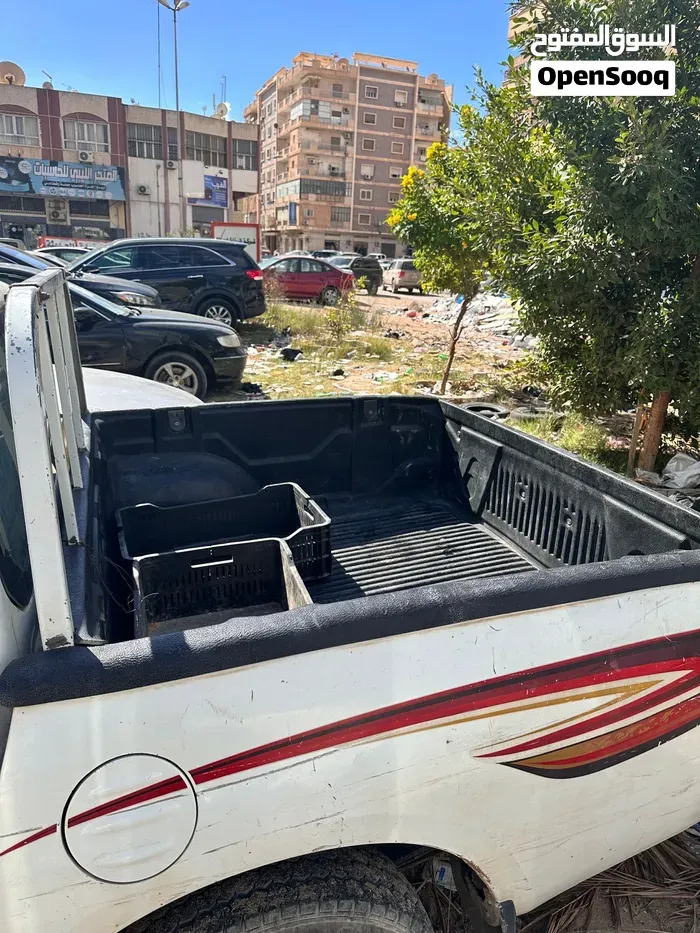 Mitsubishi L200 2008 photo 4