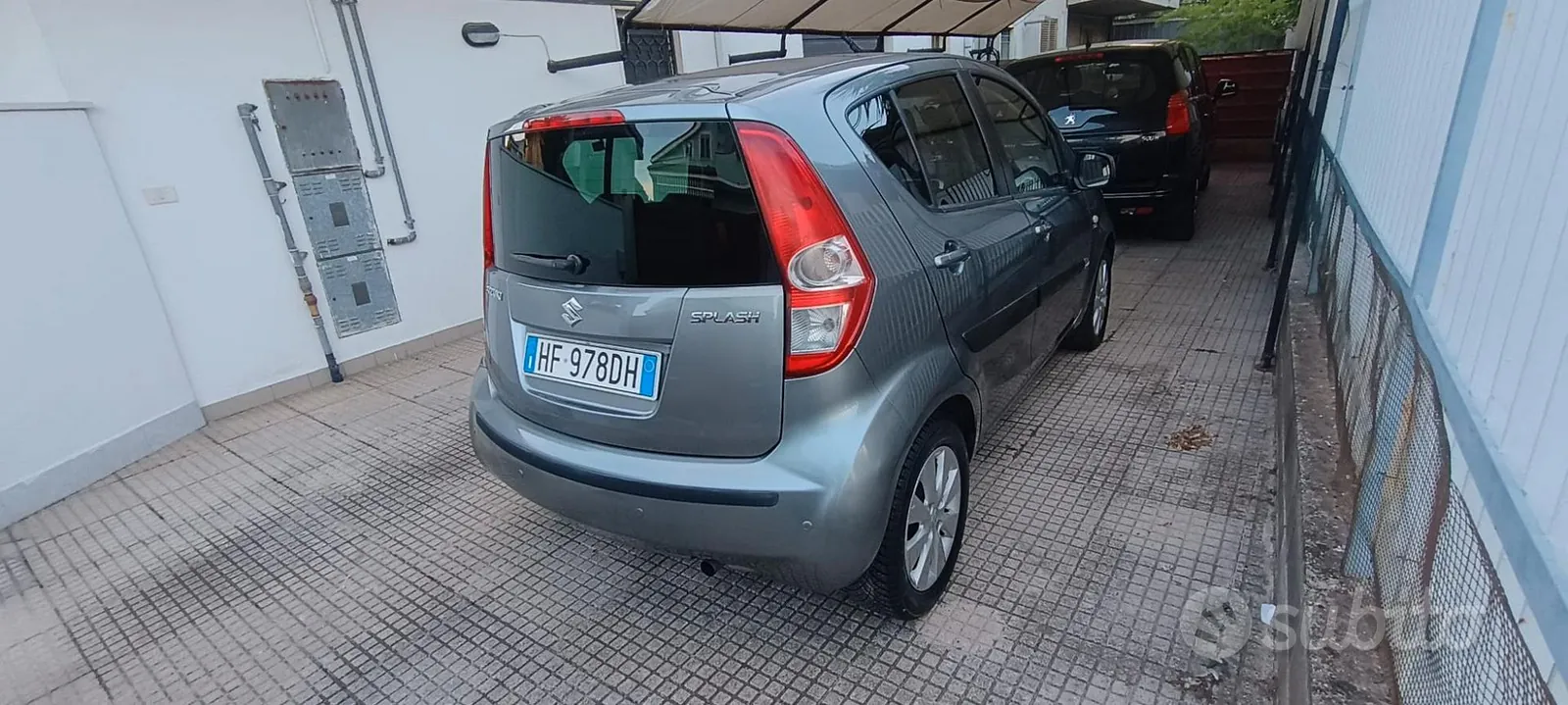 Suzuki Splash 2010 photo 5