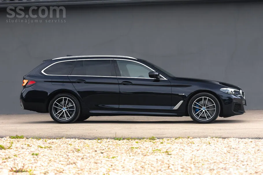 BMW 530 2021 photo 4