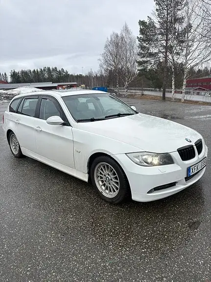 BMW 325I