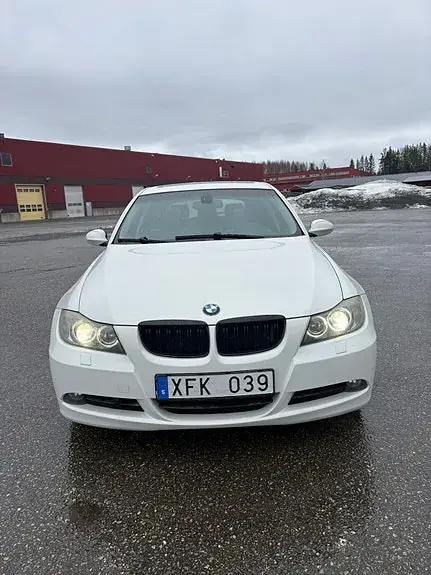 BMW 325I 2006 photo 2