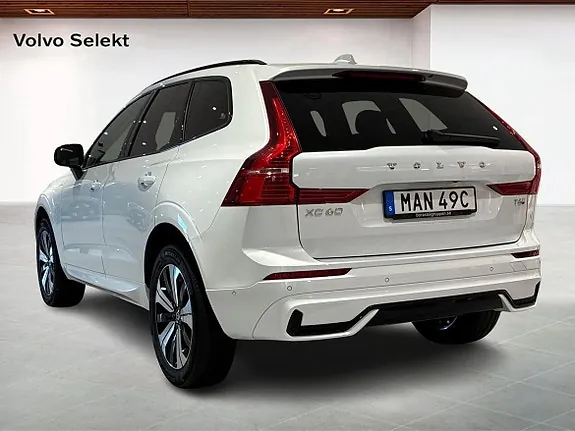Volvo Xc60 2025 photo 2