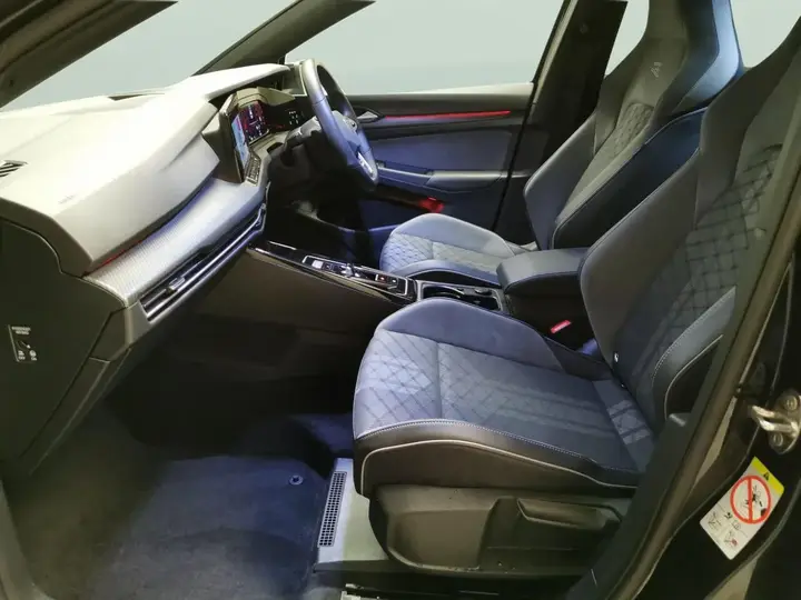Volkswagen Golf 2023 photo 4