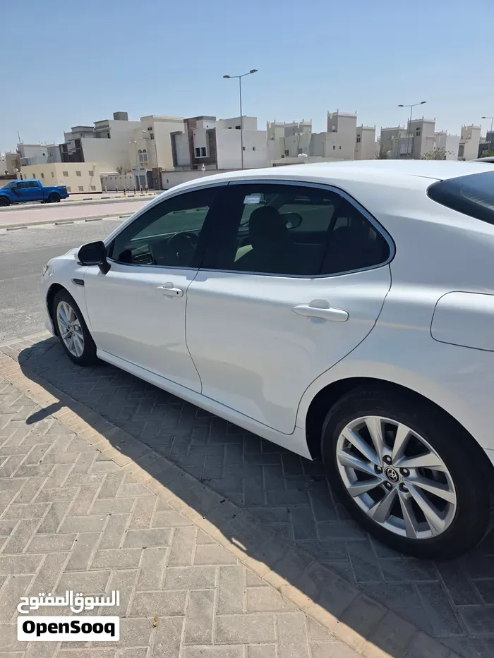 Toyota Camry 2023 photo 3
