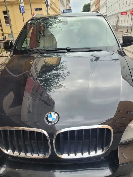 BMW X5 2011 photo 2