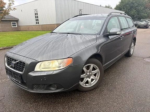 Volvo V70 2009 photo 2