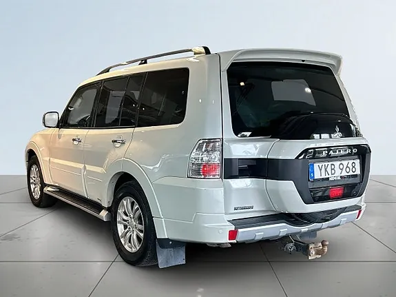 Mitsubishi Pajero 2017 photo 5